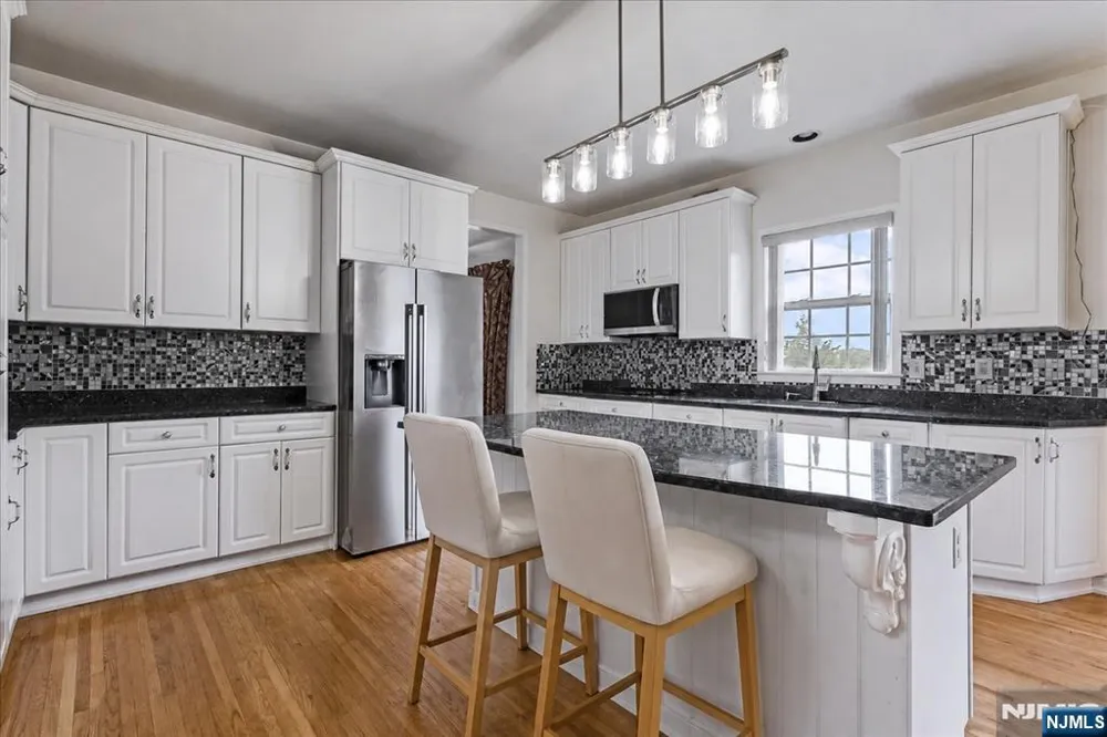 15 Dana Drive Lafayette, NJ 07848