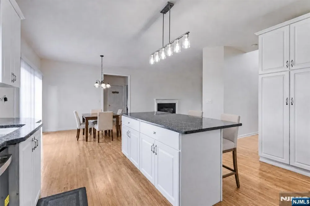 15 Dana Drive Lafayette, NJ 07848
