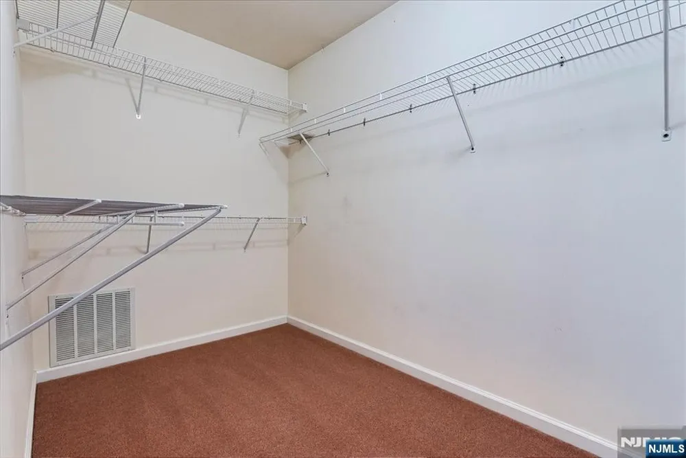 15 Dana Drive Lafayette, NJ 07848