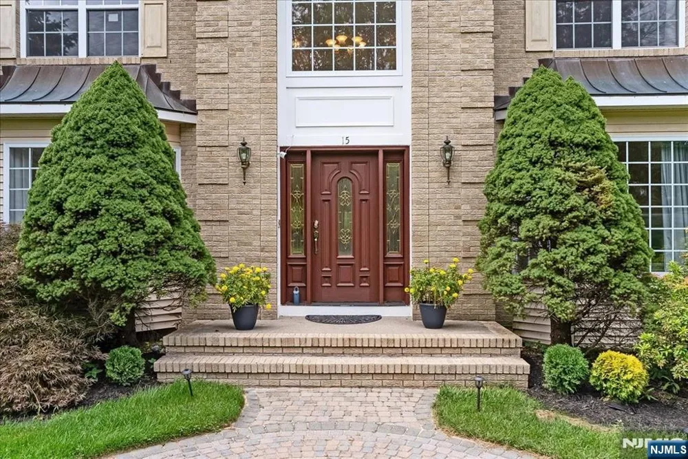 15 Dana Drive Lafayette, NJ 07848