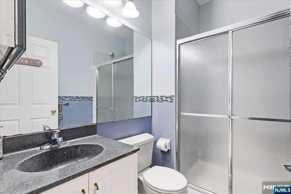 15 Dana Drive Lafayette, NJ 07848