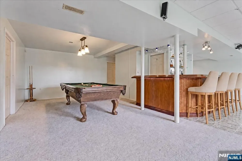 15 Dana Drive Lafayette, NJ 07848