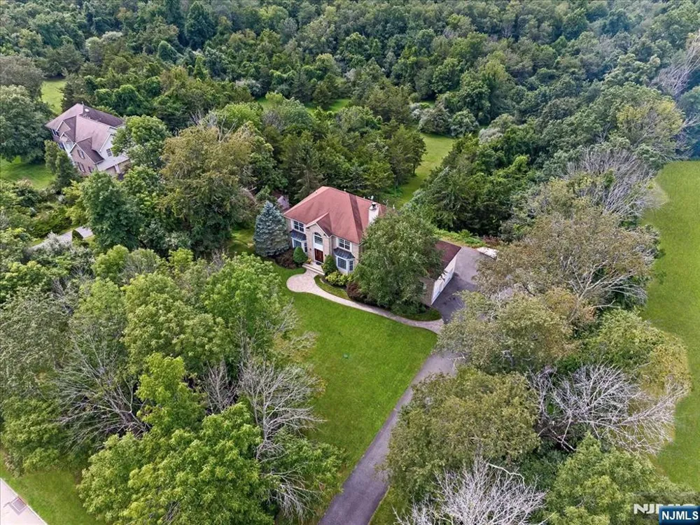 15 Dana Drive Lafayette, NJ 07848