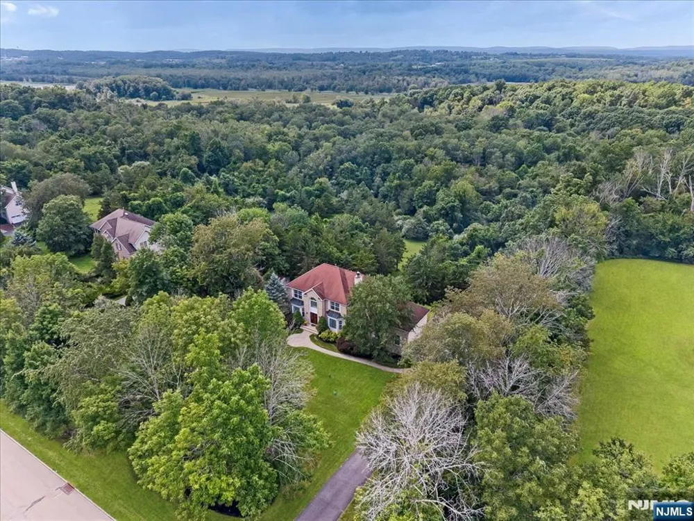 15 Dana Drive Lafayette, NJ 07848