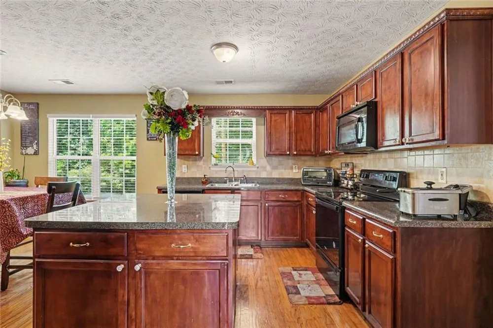 266 Millstone Drive Hampton, GA 30228