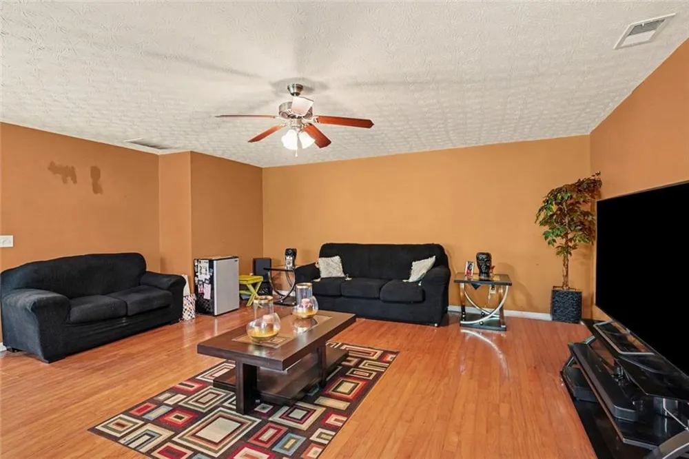 266 Millstone Drive Hampton, GA 30228