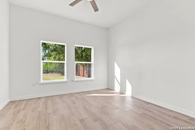 7801 Yellow Bark Selma, TX 78154