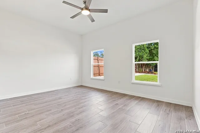 7801 Yellow Bark Selma, TX 78154