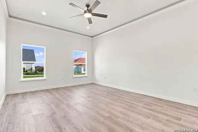 7801 Yellow Bark Selma, TX 78154