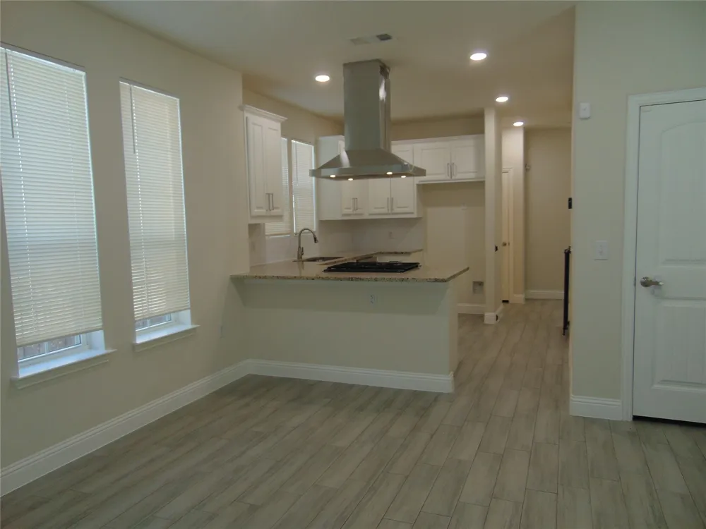 2239 Anderson Street Dallas, TX 75215