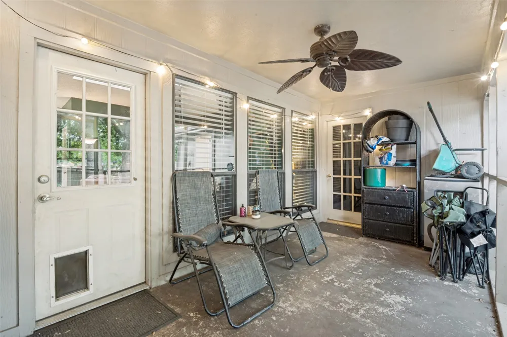 1006 Ridgeview Carrollton, TX 75007