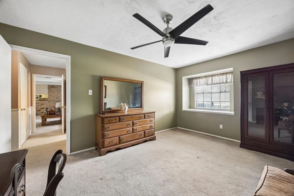11302 Brighton Lane Meadows Place, TX 77477