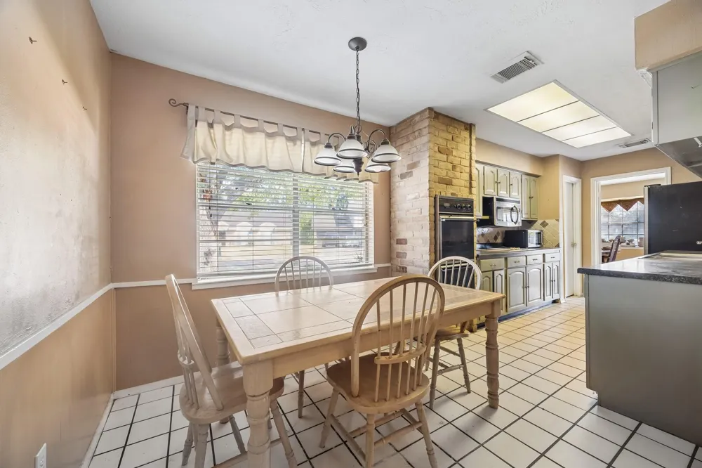 11302 Brighton Lane Meadows Place, TX 77477