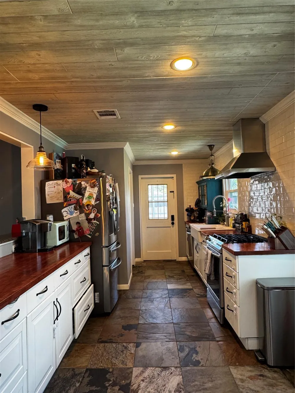 854 T C Jester Boulevard Houston, TX 77008