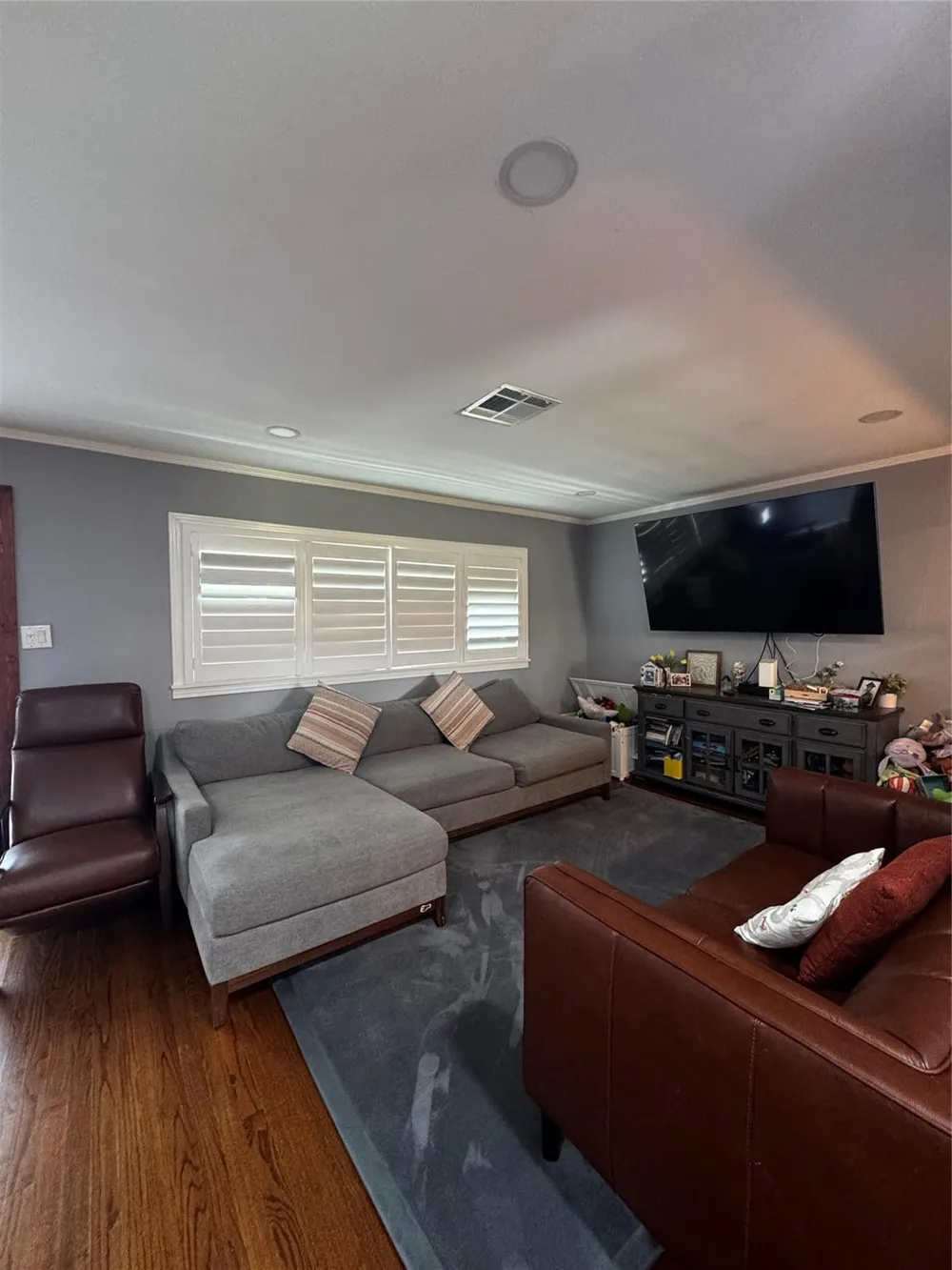 854 T C Jester Boulevard Houston, TX 77008