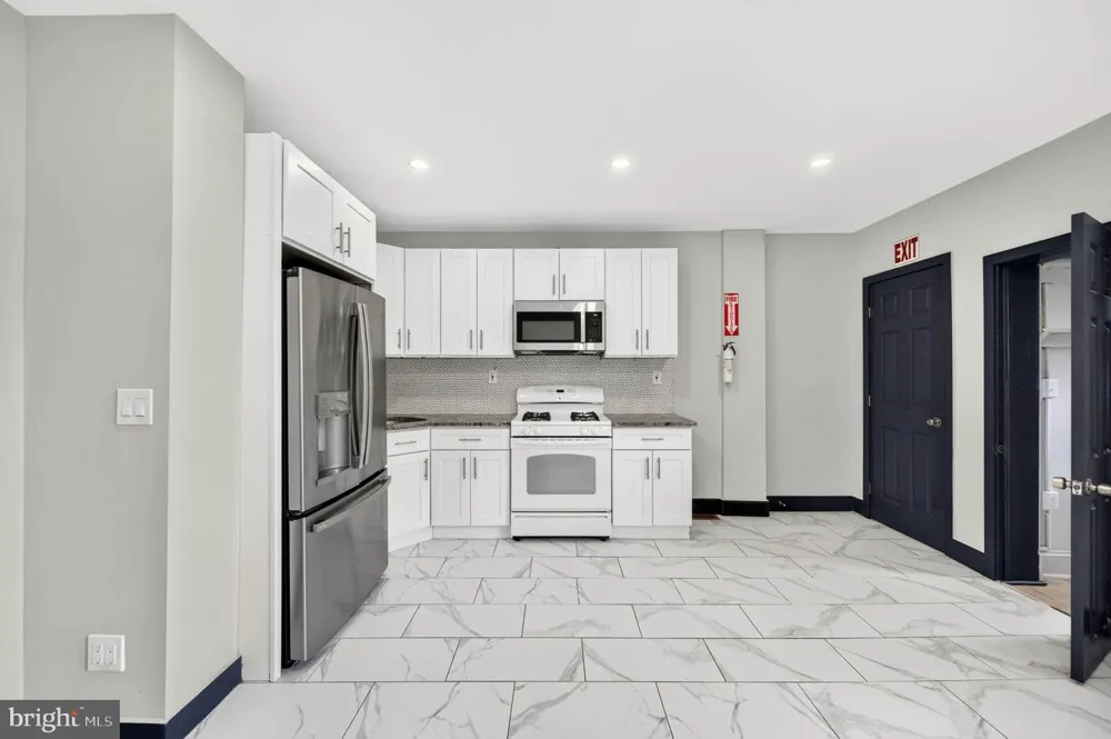 4960 EDGEMERE AVENUE Baltimore, MD 21215