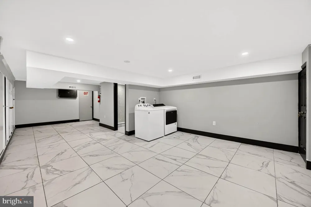 4960 EDGEMERE AVENUE Baltimore, MD 21215