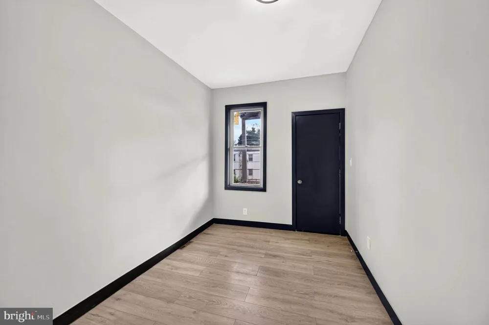 4960 EDGEMERE AVENUE Baltimore, MD 21215