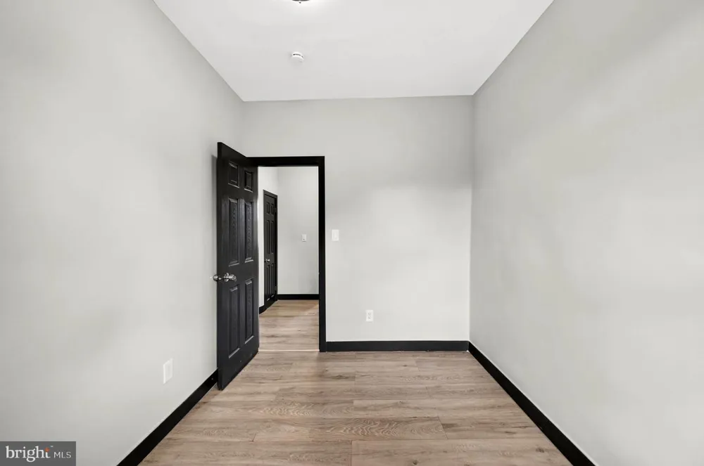 4960 EDGEMERE AVENUE Baltimore, MD 21215