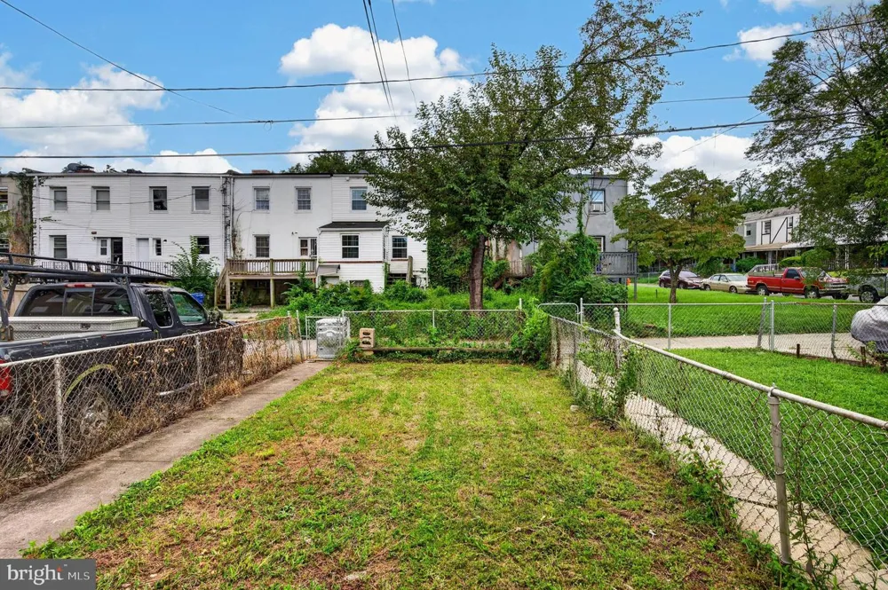 4960 EDGEMERE AVENUE Baltimore, MD 21215
