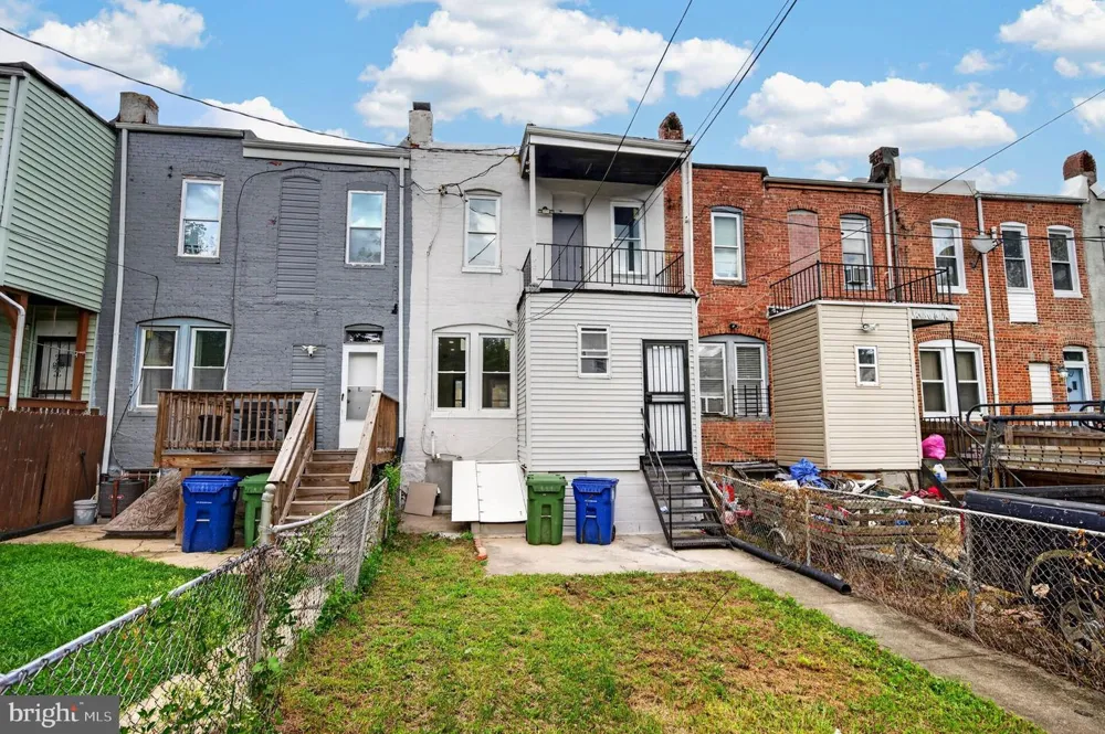 4960 EDGEMERE AVENUE Baltimore, MD 21215