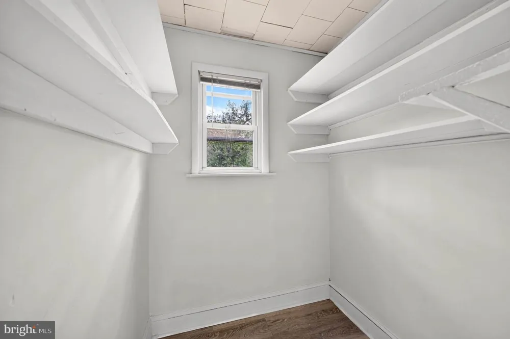 4960 EDGEMERE AVENUE Baltimore, MD 21215
