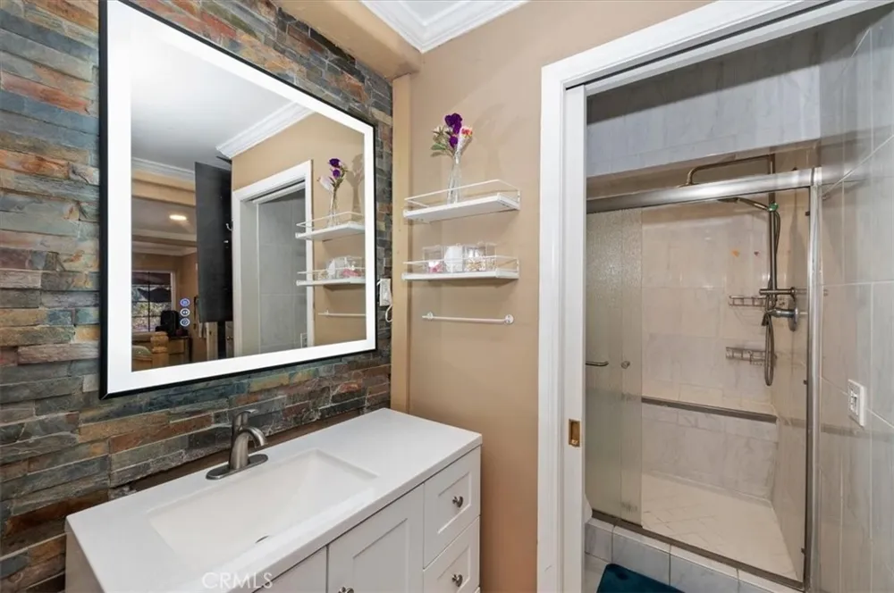 24288 Zurich Drive Crestline, CA 92325