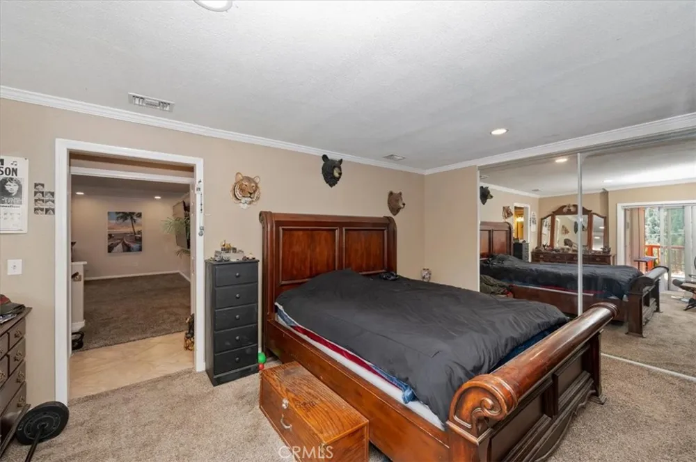 24288 Zurich Drive Crestline, CA 92325
