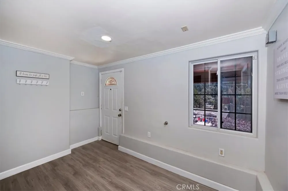 24288 Zurich Drive Crestline, CA 92325
