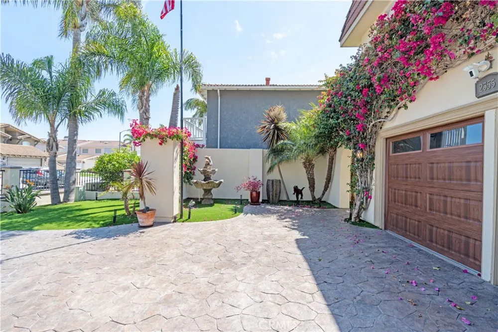 2355 Peninsula Oxnard, CA 93035