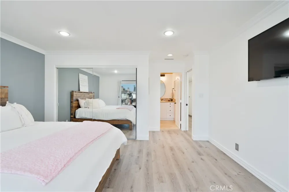 2355 Peninsula Oxnard, CA 93035
