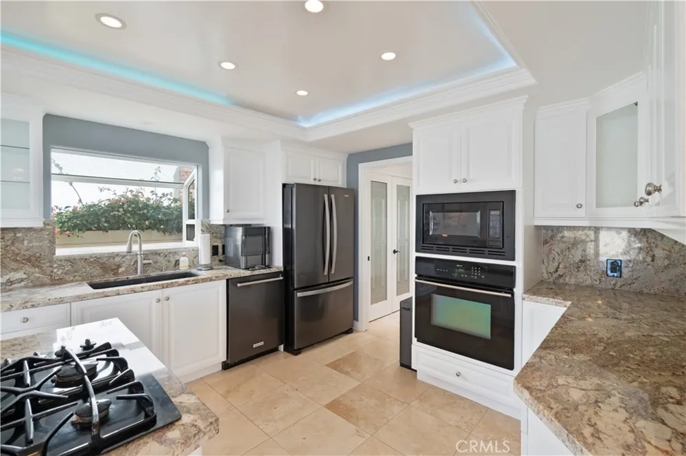 2355 Peninsula Oxnard, CA 93035