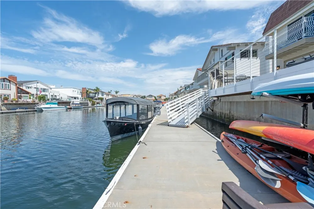 2355 Peninsula Oxnard, CA 93035