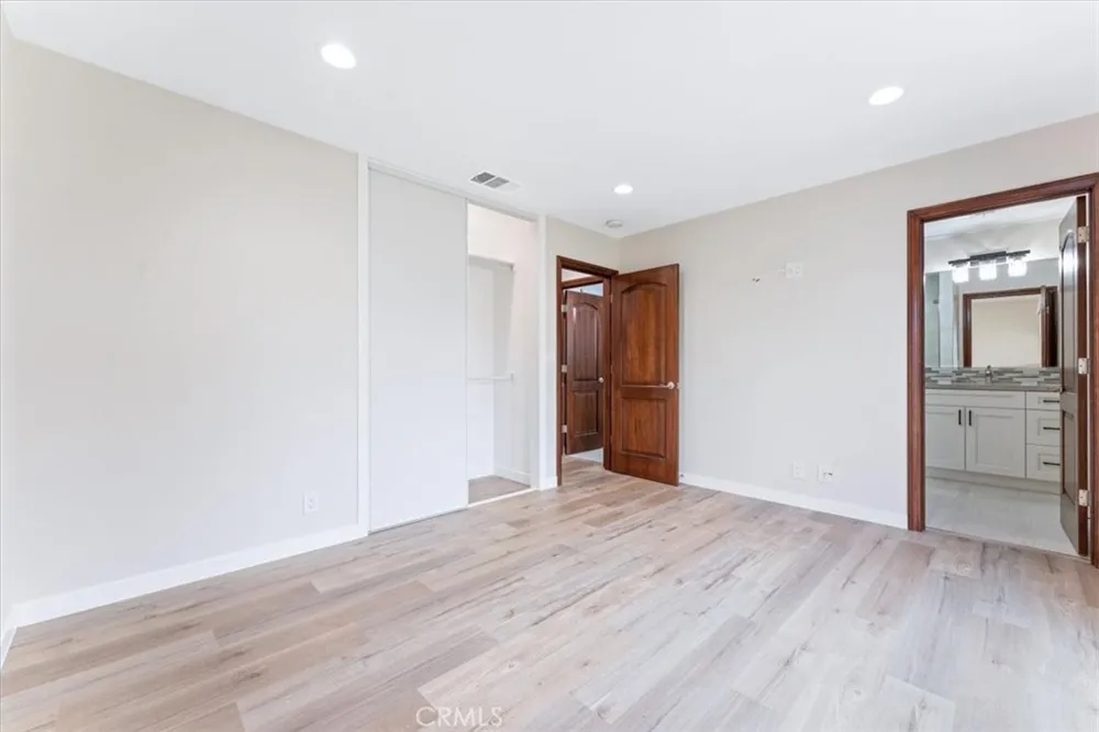 16121 Fantasia Huntington Beach, CA 92649
