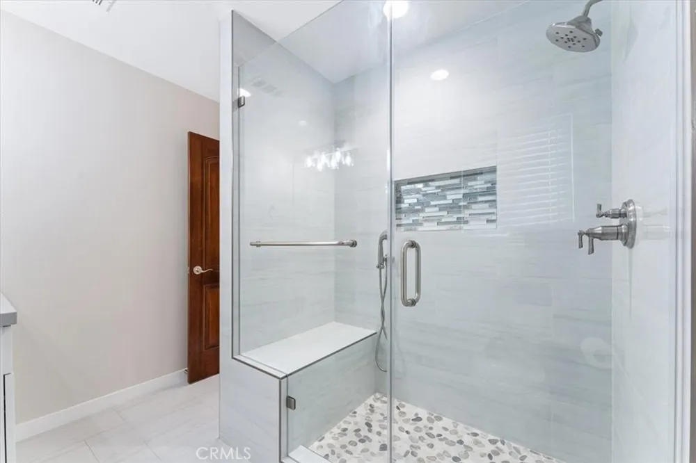 16121 Fantasia Huntington Beach, CA 92649