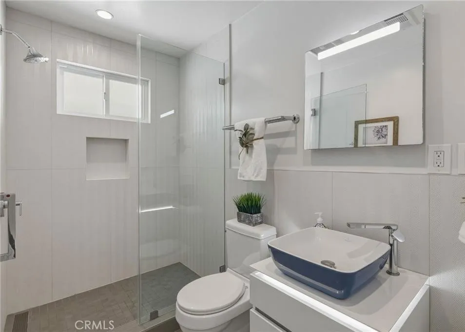 2611 Alvord Lane Redondo Beach, CA 90278