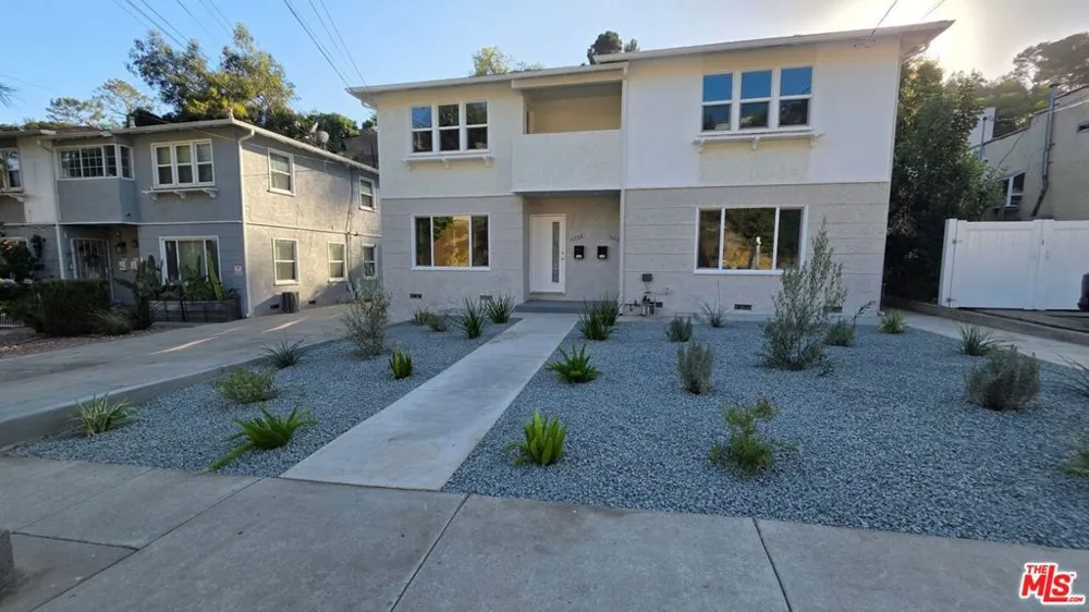 1615 S Adams Street Glendale, CA 91205