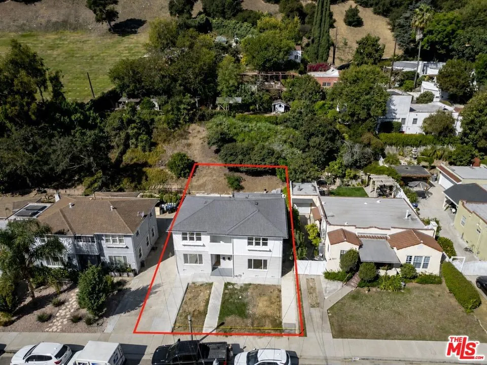 1615 S Adams Street Glendale, CA 91205