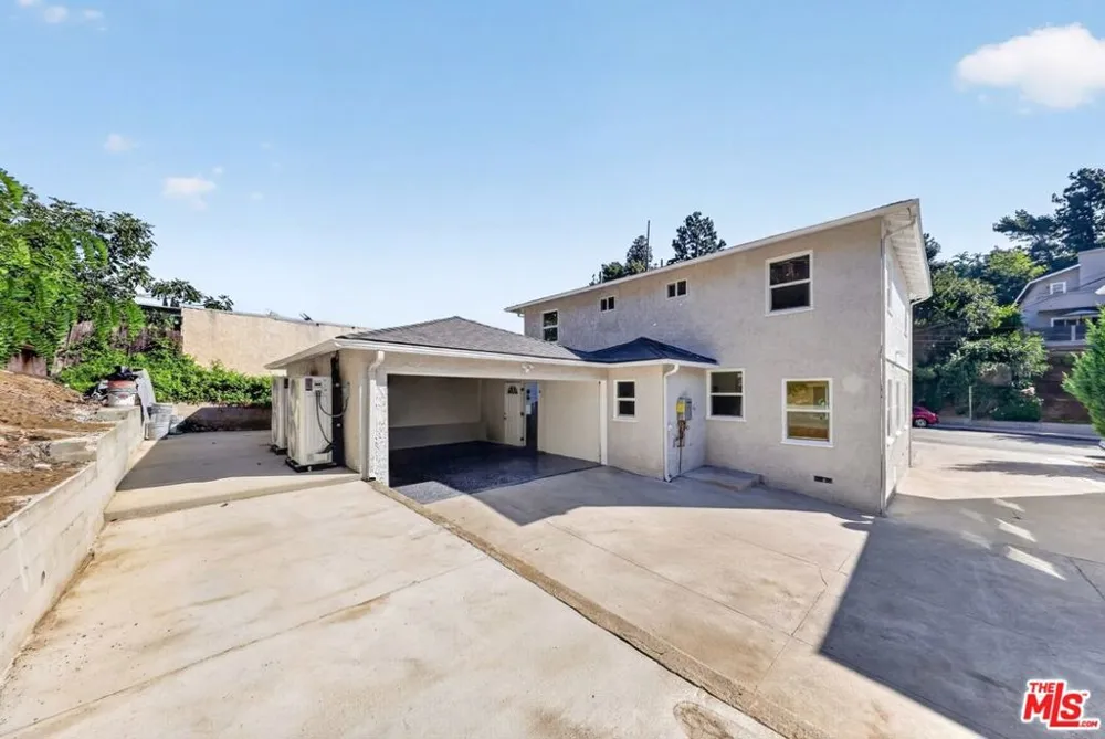 1615 S Adams Street Glendale, CA 91205