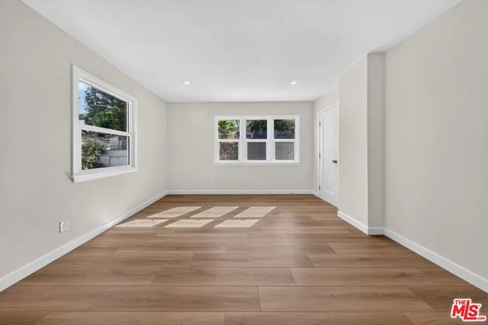 1615 S Adams Street Glendale, CA 91205