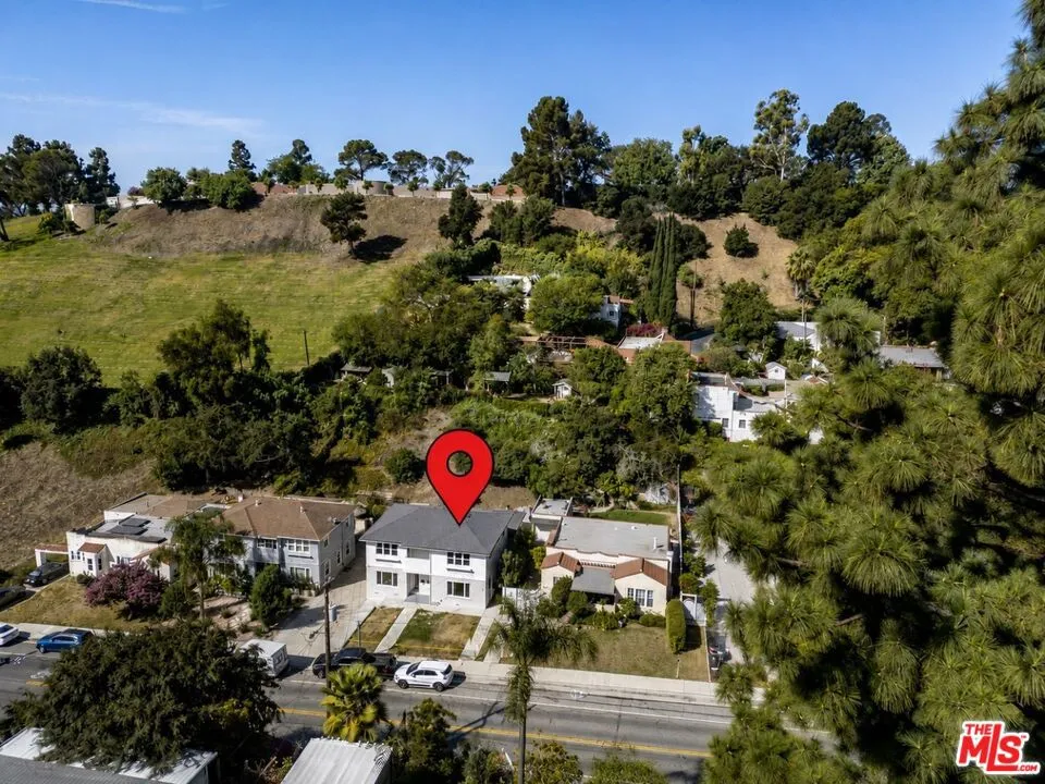 1615 S Adams Street Glendale, CA 91205