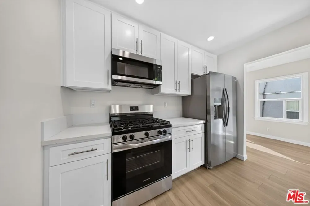 1615 S Adams Street Glendale, CA 91205