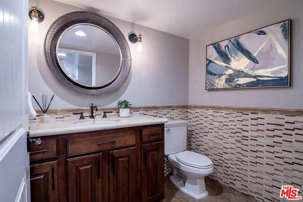 10390 La Grange Avenue #X02 Los Angeles, CA 90025