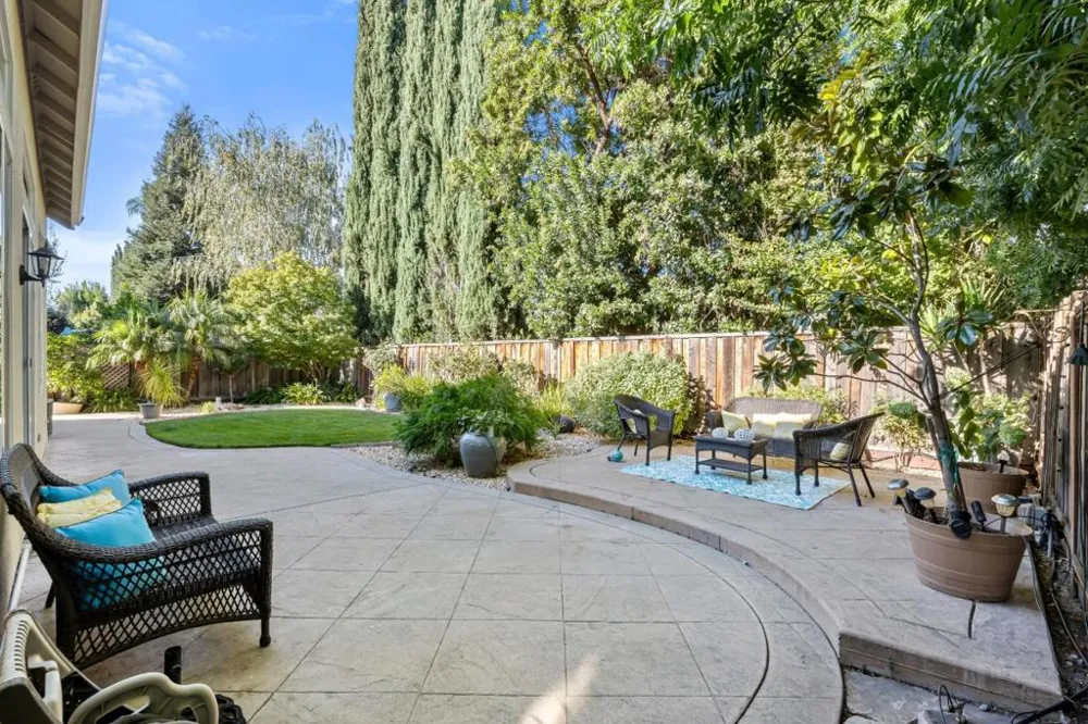 9520 Rancho Hills Drive Gilroy, CA 95020
