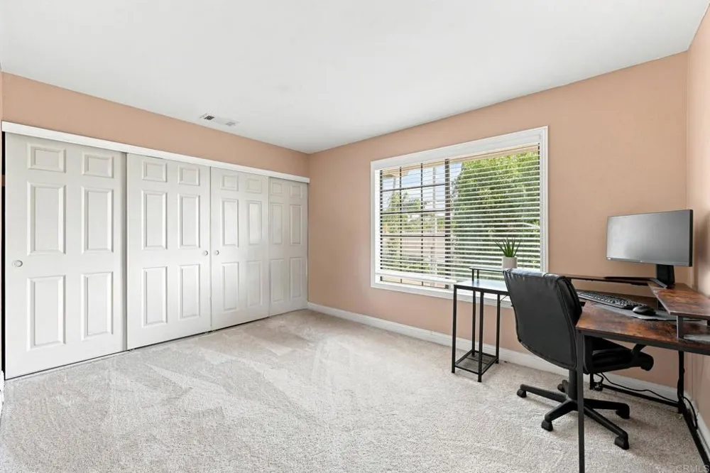 320 Grapevine Rd #102 Vista, CA 92083