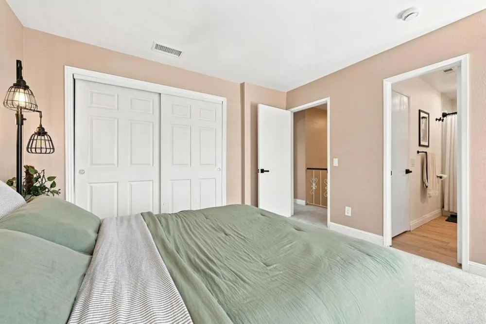 320 Grapevine Rd #102 Vista, CA 92083
