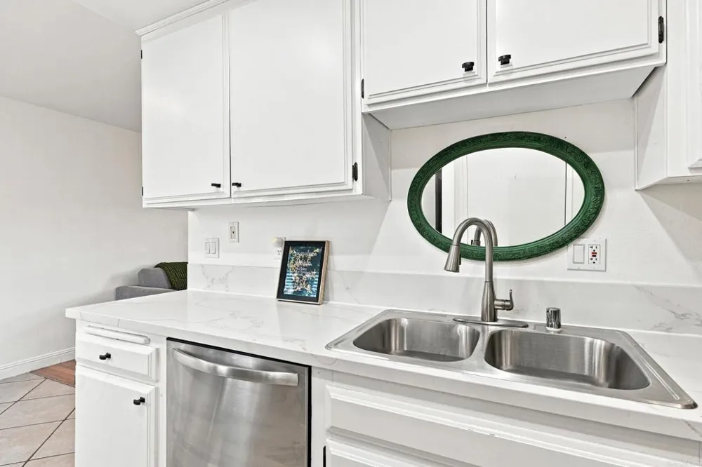 320 Grapevine Rd #102 Vista, CA 92083