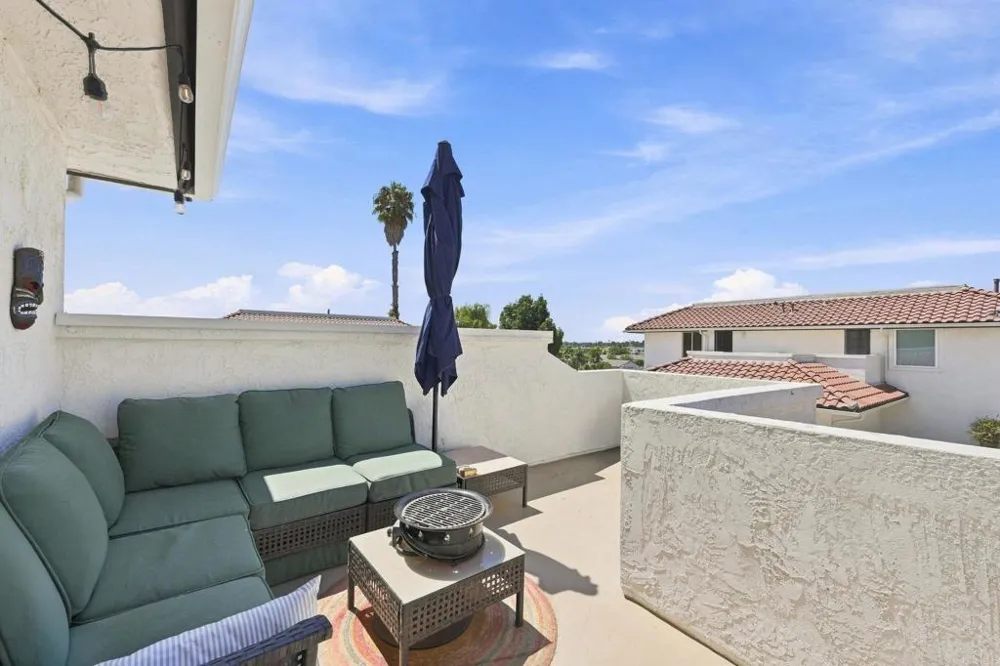 320 Grapevine Rd #102 Vista, CA 92083