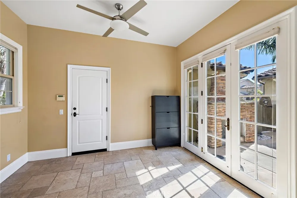 18 Via Cima San Clemente, CA 92672