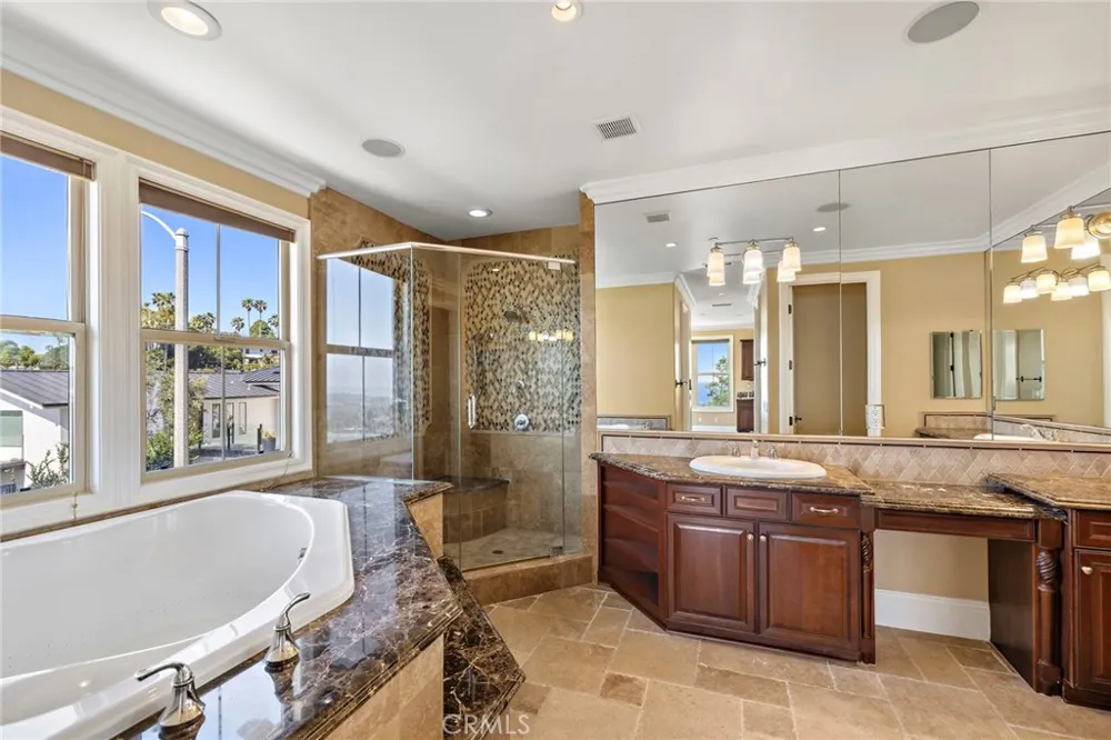 18 Via Cima San Clemente, CA 92672